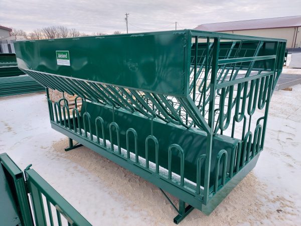 Round & Square Bale Feeder- by lakeland