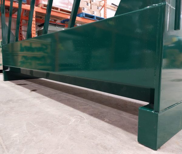 Fence Line Bunk Feeder for Cattle in Green Color