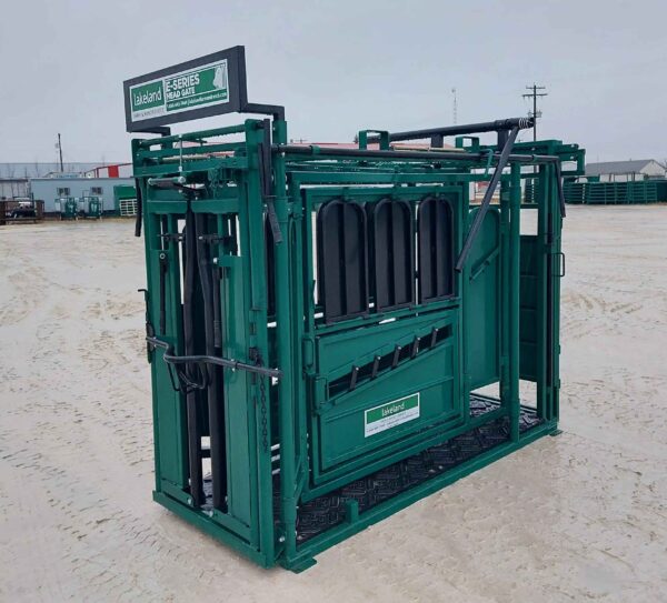 E-Series Cattle Squeeze Chute - Image 8