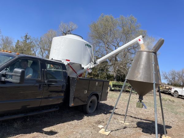 95 Bushel Easy Feeder in White Color on Trailer