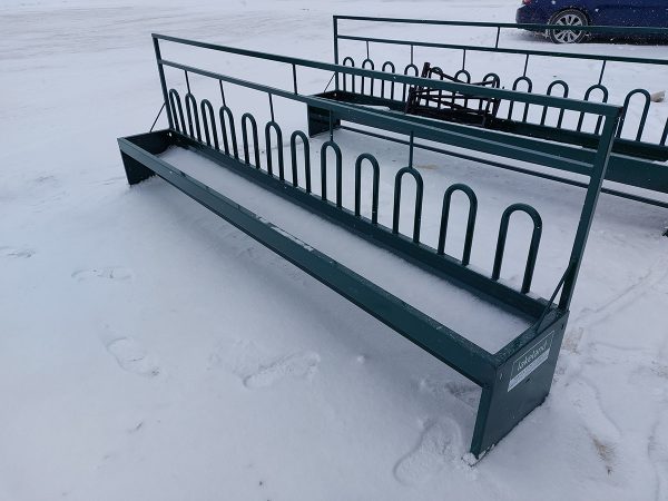 Tombstone Fenceline Bunk Feeder- Lakeland