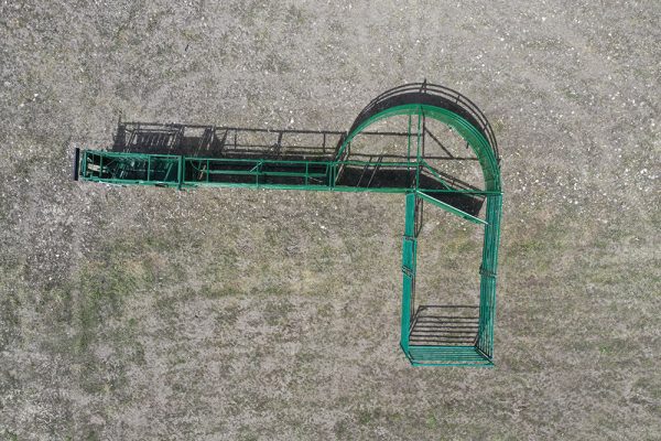 C2000 – Cattle Handling System in Field