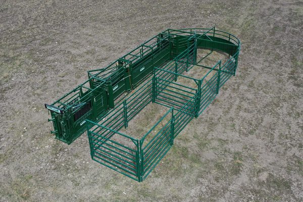 Lakeland- C4000 – Cattle Handling System- Front View