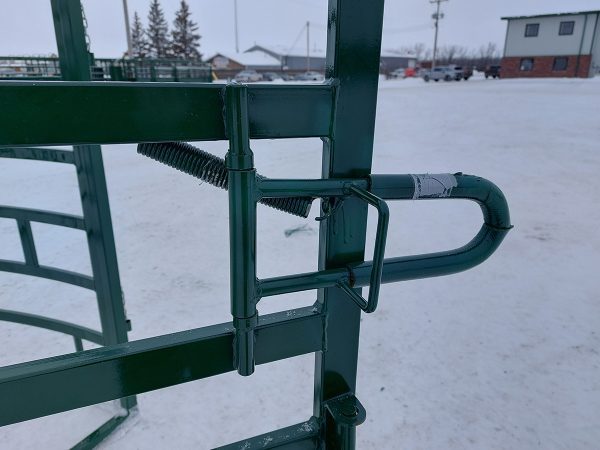 Half Circle Calving Station Side View