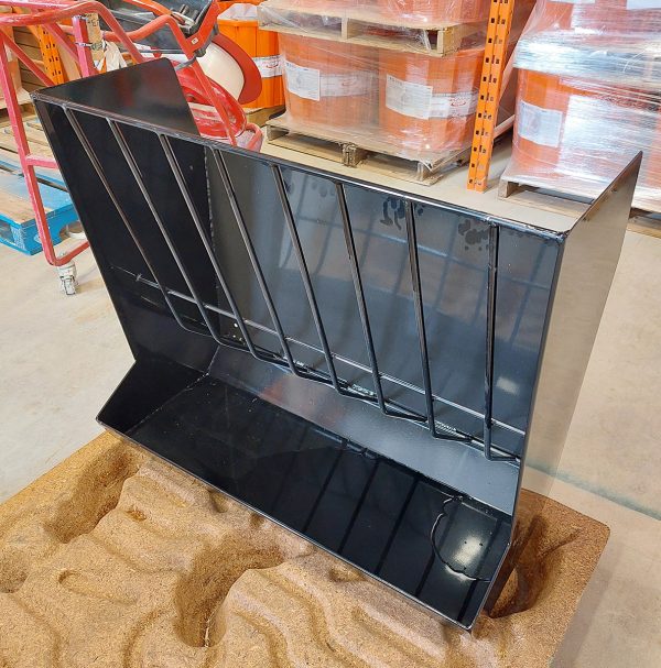 Horse Stall Hay Grain Feeder Product by LK