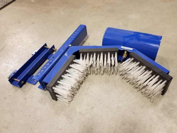 Lakeland- Sheep/Goat Brush Oiler - LGB-08