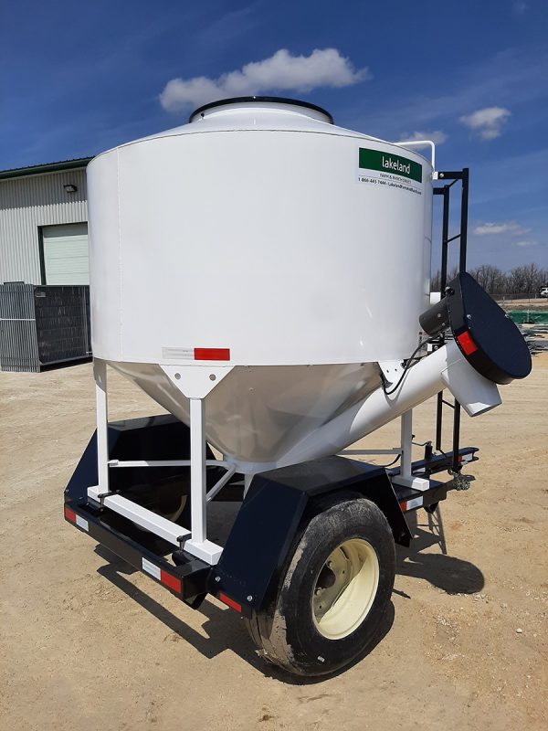 95 Bushel Easy Feeder in White Color in Factory- Lakeland
