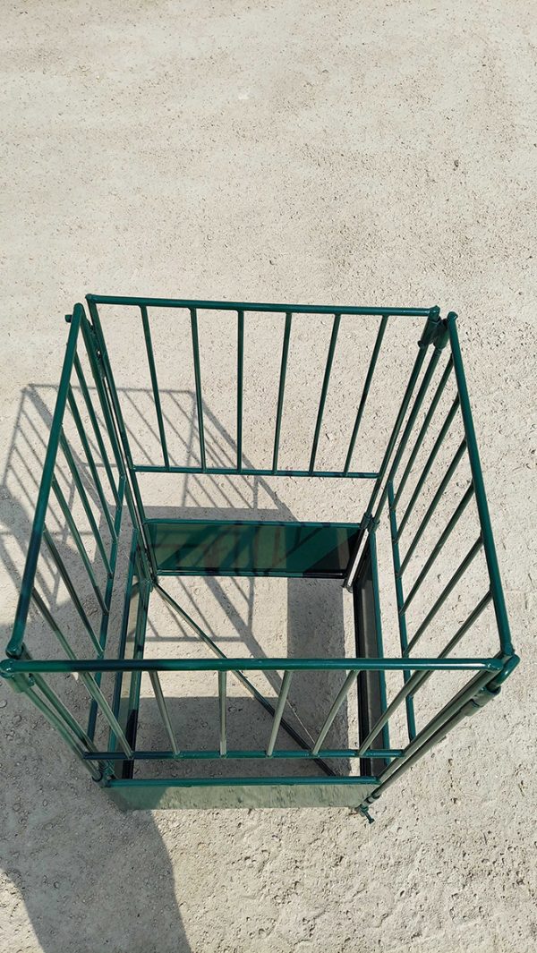 Square Bale Feeder