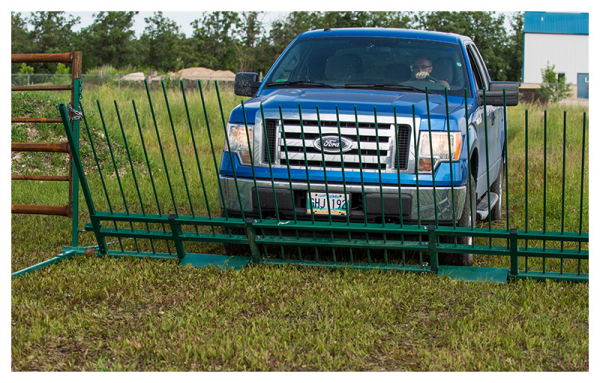 Lakeland- Push and Drive-Over Gates