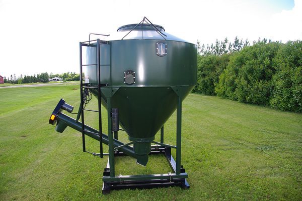 Lakeland- 80 Bushel Mixer Easy Feeder