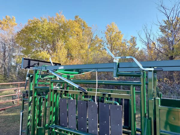 Lakeland Easy Catch Squeeze Chute