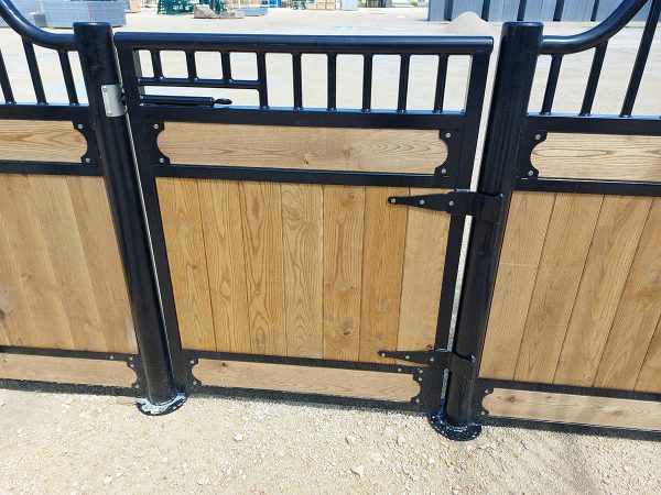 European Hinged Door Horse Stall Fronts